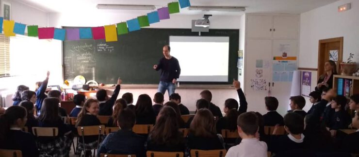 Un médico en el aula de 3º y 4º EP