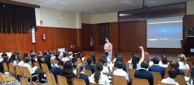 Recital de poesía con Antía Otero