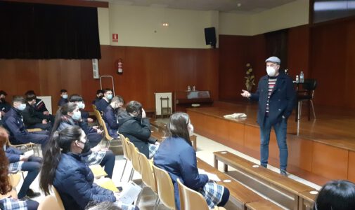 Encontro do autor Carlos Negro co alumnado de 3º e 4º da ESO