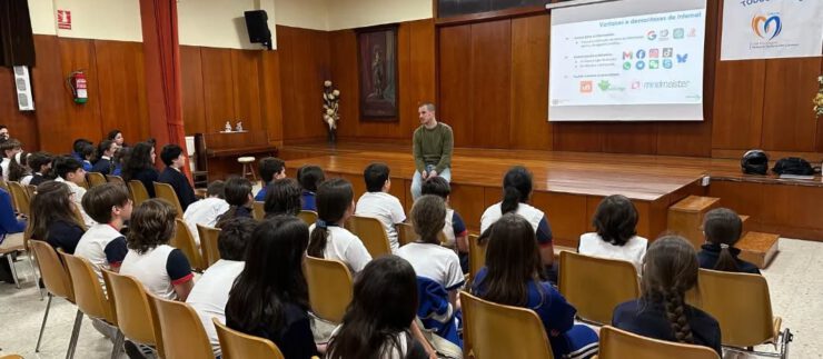 Plan Navega con Rumbo polo Ciberespazo 5º y 6º EP
