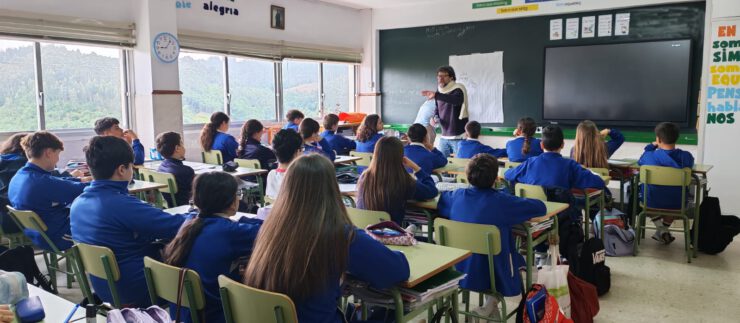 1º ESO – “Polo correo do vento” sobre Begoña Caamaño